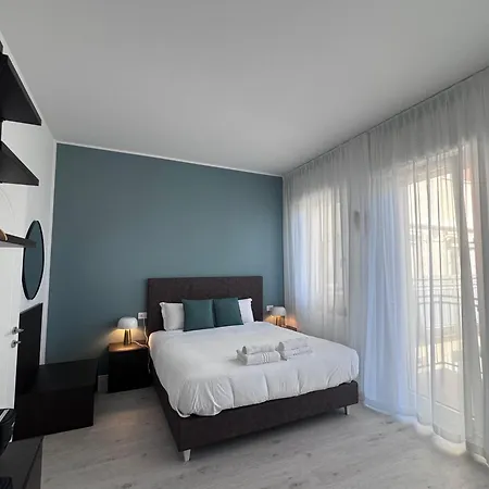 Urbanicooh Cavour Rooms&suite Penzion