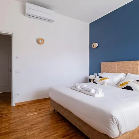 Urbanicooh Cavour Rooms&suite Boloňa