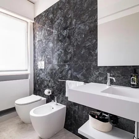 Urbanicooh Cavour Rooms&suite 3* Boloňa