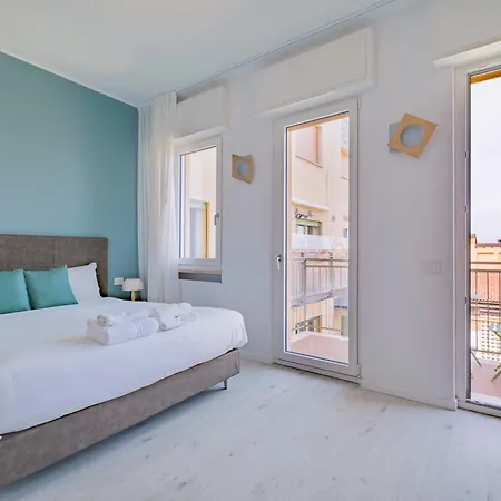 Urbanicooh Cavour Rooms&suite