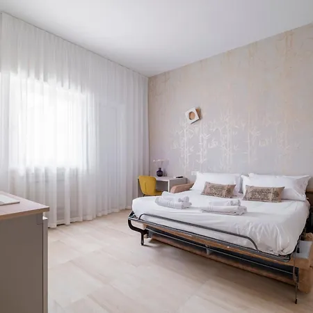 Penzion Urbanicooh Cavour Rooms&suite Boloňa