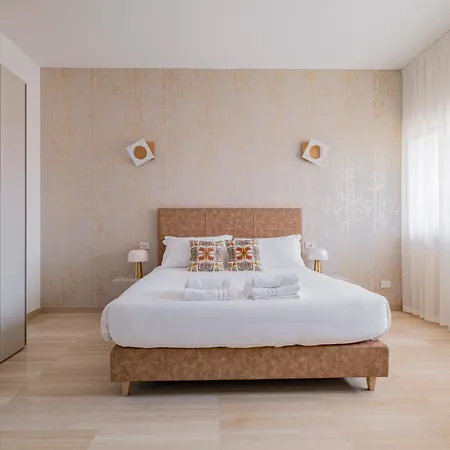 Penzion Urbanicooh Cavour Rooms&suite Boloňa