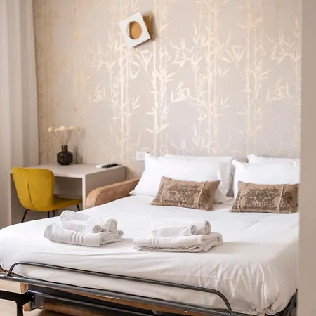 Urbanicooh Cavour Rooms&suite Boloňa
