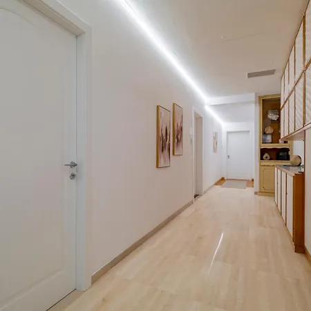 Penzion Urbanicooh Cavour Rooms&suite Boloňa