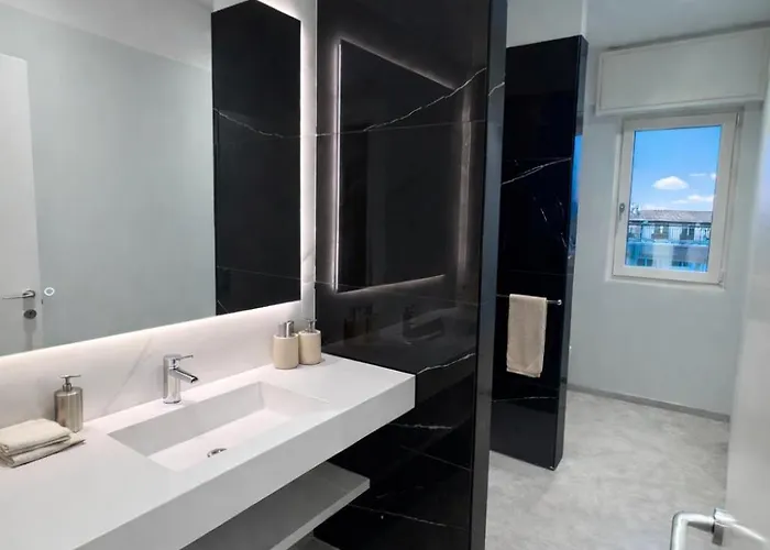 Urbanicooh Galleria Cavour 3