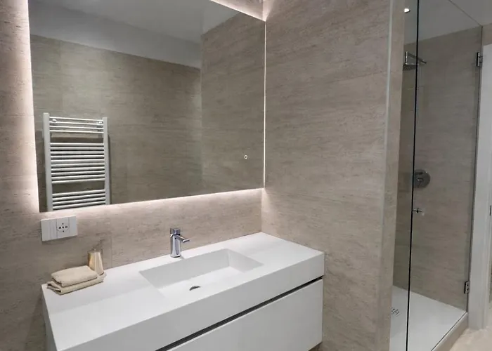 Urbanicooh Galleria Cavour 3 게스트하우스 *